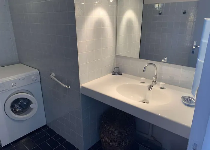 Spacieux 3 Pieces Avec Clim Et Parking, Vue - Fr-1-731-122 Apartamento Le Grau-du-Roi